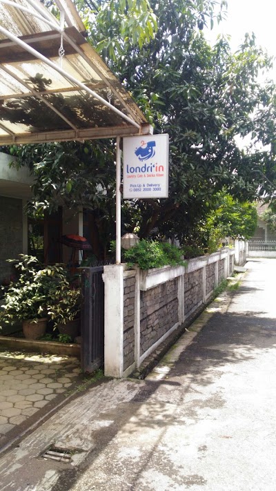 Photos of Londri'in