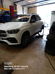 Photo n°21 de GALAXY PNEUS à Notre-Dame-de-Bondeville (Garage automobile)