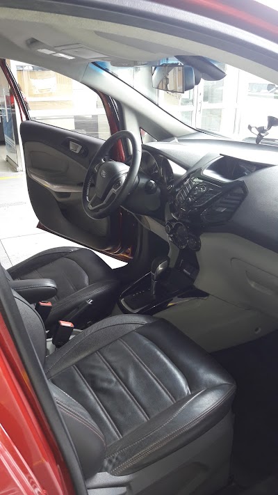 Photos of Los Coches Ford