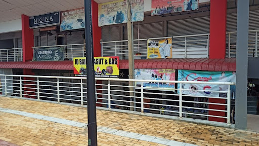 Ju baiki kasut dan bag