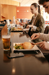 Photo n°13 de Restaurant Oceania Brest Aéroport à Gouesnou (Bar)