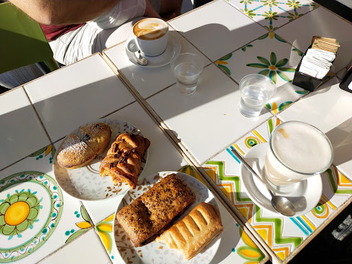 Gavriel Caffè - Visual