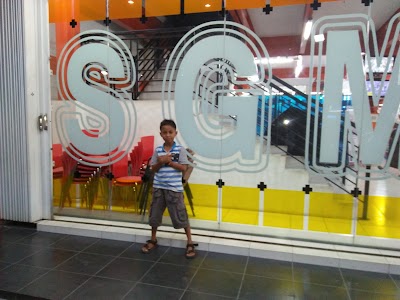 shopping-mall