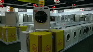 Photo n°16 de DARTY Saint-Jean-de-Maurienne à Saint-Jean-de-Maurienne (Service de réparation)