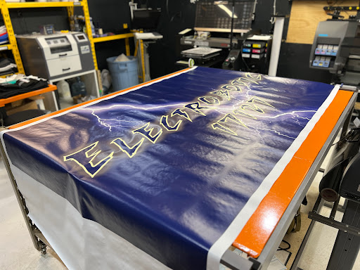 Tagg'd Vinyl Company - Thumbnail