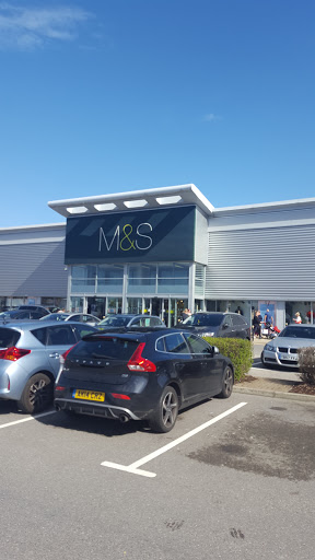 Aintree Racecourse Retail & Business Park