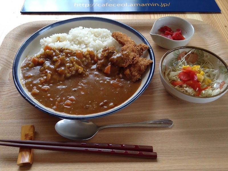 カフェ・キョール