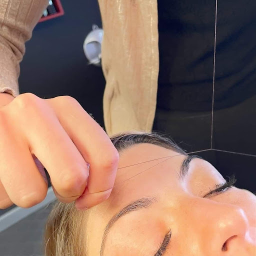 MOBLIE EYEBROWS - Visual