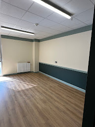 Photo n°4 de YL Peinture & Sol à Tarnos (Peintre en bâtiment)