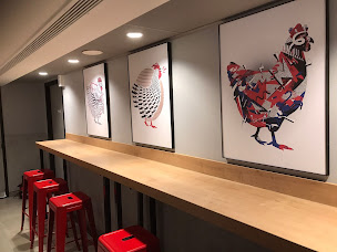 Photo n°83 de KFC Paris Montmartre à Paris (Restaurant de hamburgers)