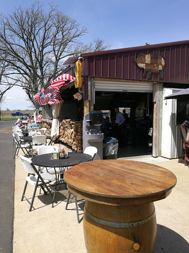 Smokin Coop BBQ Pit