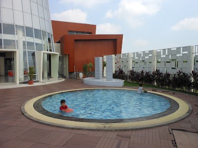 Photos of Waterland Metland