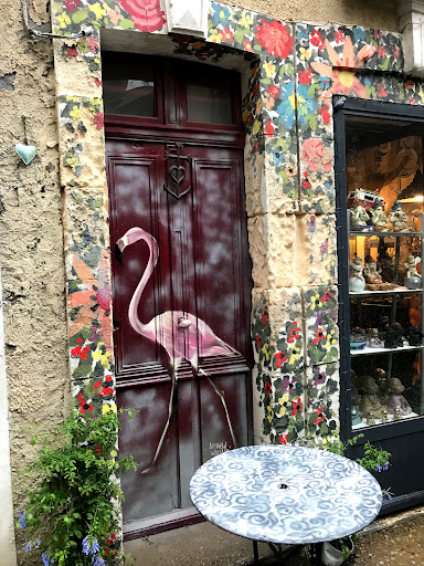 Photo 9 - Le Petit London