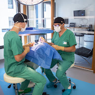 Dr Carle Favre de Thierrens - CCO Montpellier St Roch (Cabinet de Chirurgie Orale) à Montpellier