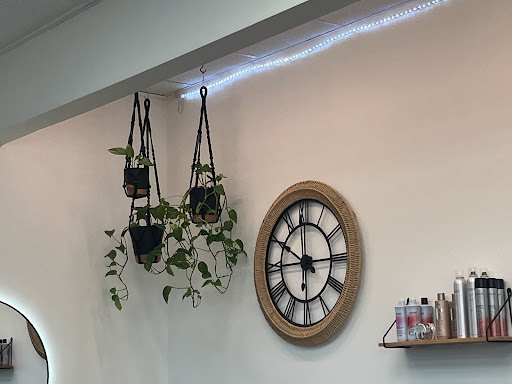 The Beauty Den Salon & Boutique - Thumbnail