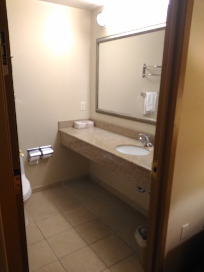 Photos of Country Inn & Suites By Carlson, New York City in Queens, NY