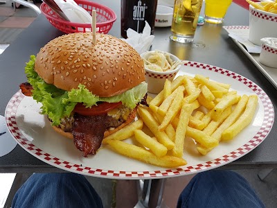 Photos of Sam Kullman's Diner Linthe