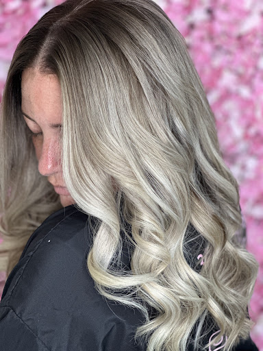 Lucy Moda Salon - Visual
