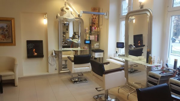 Wojtek Salon Fryzjerski L Oreal Wajdeloty 14 80 437 Gdansk Polska