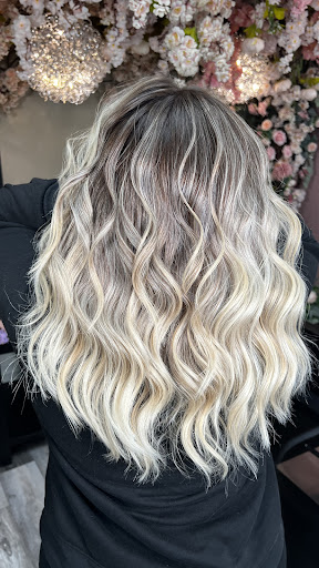 Glamour Hair Palace
