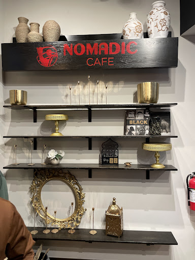 Nomadic Cafe - Visual
