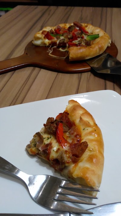 Photos of Pizza Hut Restoran - Paal 2 Manado