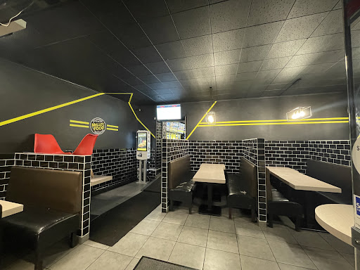 Photo 3 - Le Gourmet Burger