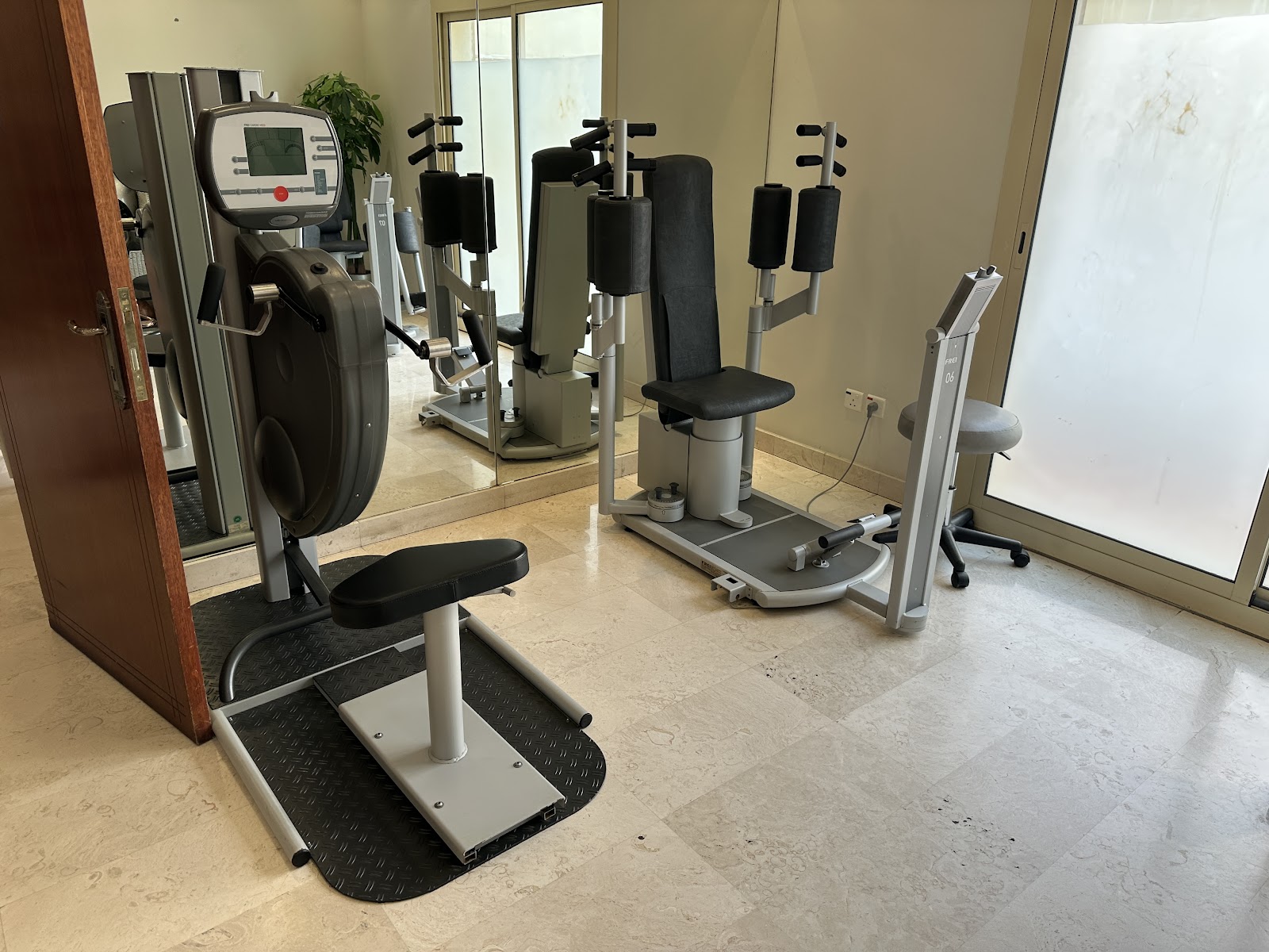 المركز التأهيلي الدولي للعلاج الطبيعي دكتور ولي - صورة 4