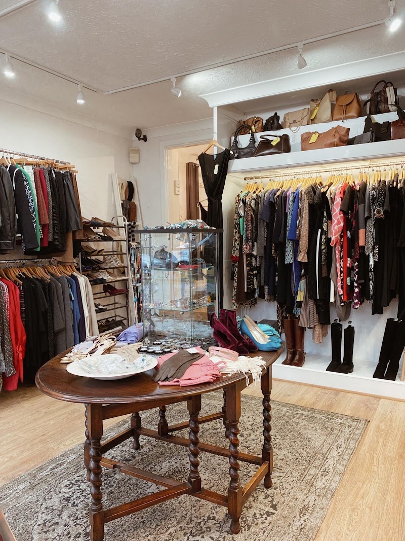 Plum Dress Agency photo 2