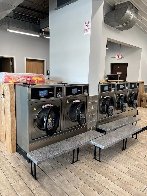 Premier Laundry facility with washing machines in Racine