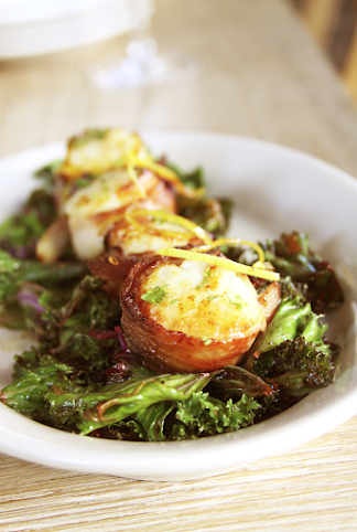 Black Bottle Bellevue by null