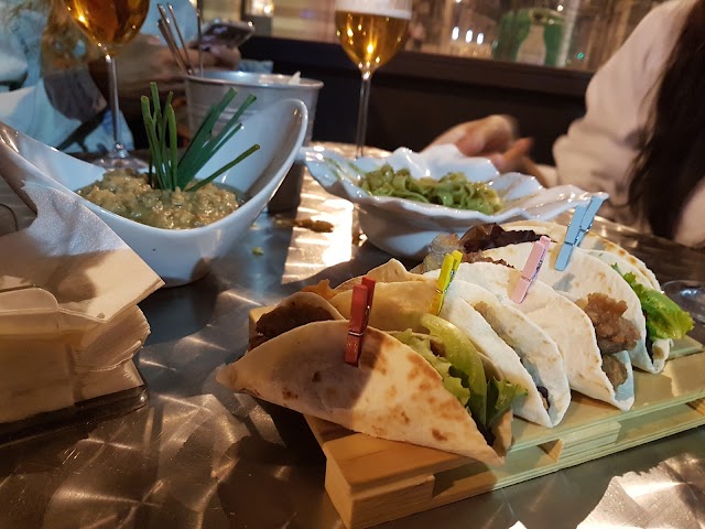PIRU´S TASTING tapas y copas