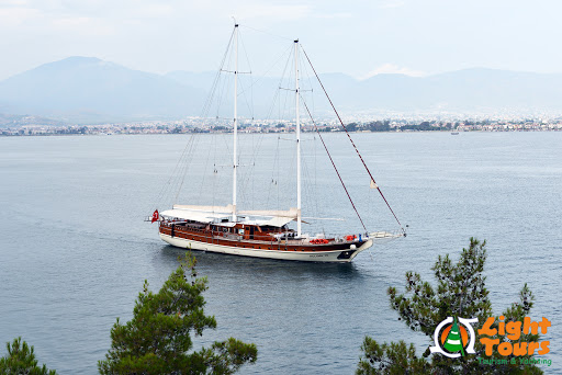 Holiday Yachts