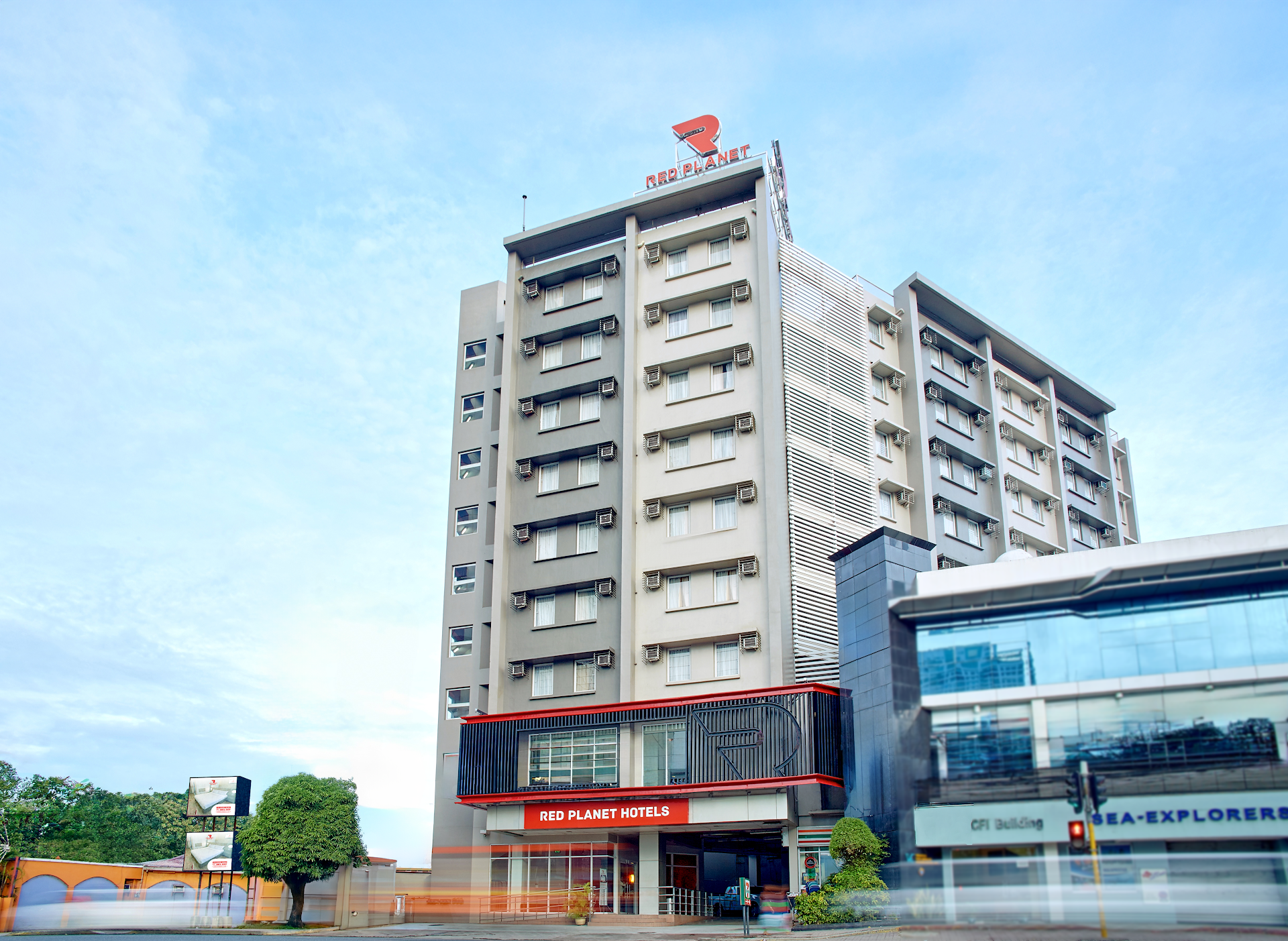 Red Planet Cebu