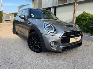 Photo n°3 de Automobiles Company cannes à Cannes (Concessionnaire automobile)