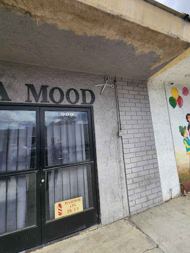 Da Mood Salon