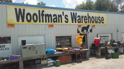 Woolfman's Warehouse - Visual