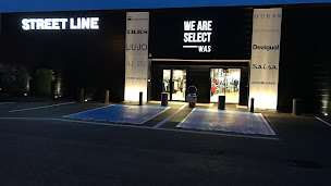 Photo n°2 de Street Line à Sélestat (Magasin de vêtements pour jeunes)