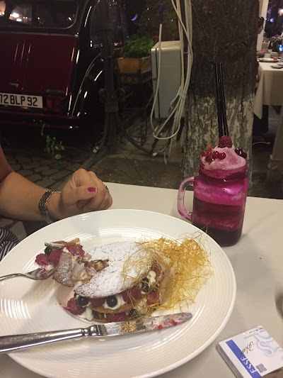 Photos of Charles Cafe and Restaurant