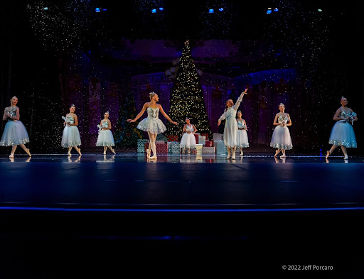 Devotion Dance Academy - Visual