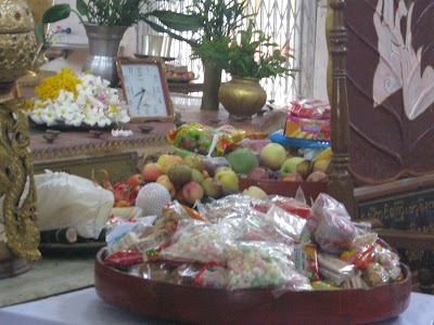 Photos of ဇမ္ဗူ့ကျက်သရေမြတ်စွာဘုရားကြီး