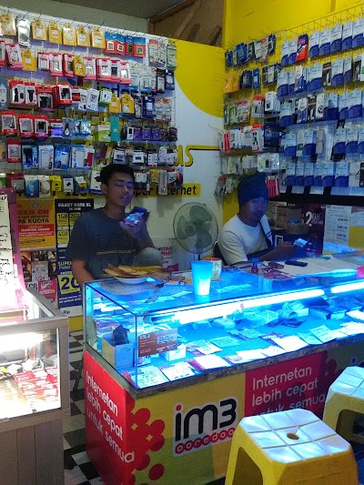 Photos of Indomaret Bawang