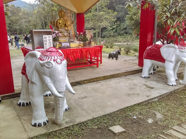 Shifen Waterfall 十分大瀑布