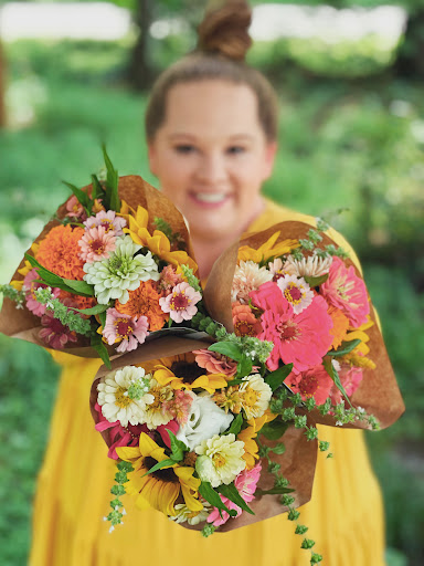 Young Family Flower Farm - Thumbnail