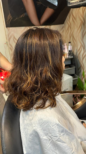 T & T Hair Salon Gallery - Singapore