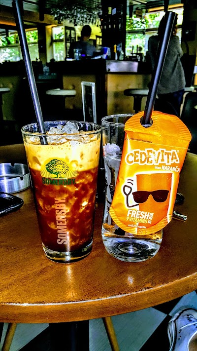 Photos of Chillin' Bar
