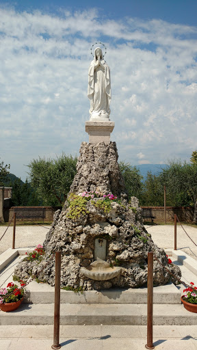 Santuario Madonna della Rocca, Cornuda | DestiMap | Destinations On Map