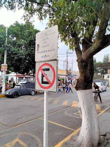BASE DE TAXIS SAN MATEO XALPA B017 - Thumbnail