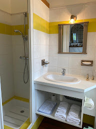 Photo n°13 de Chambre d’hôtes Aveyron : Le Clos Saint Georges à Entraygues-sur-Truyère (Maison d'hôtes)