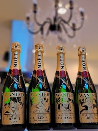 Hung-O-Bar（ハングオーバー）カラオケ＆ダーツ